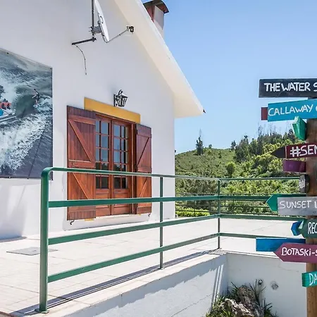 Castelo De Bode - House, A Casa Do Avo Holiday home Levegada