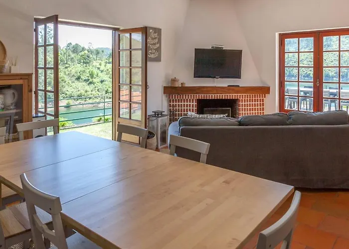 Castelo De Bode - House, A Casa Do Avo 別荘 *